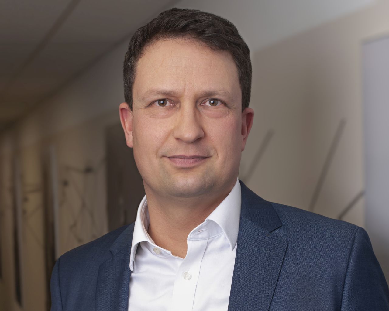 viktor-vasi